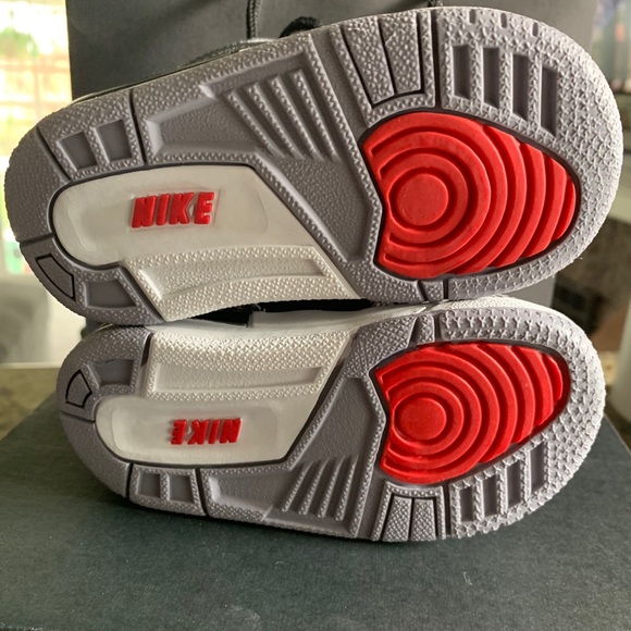 Jordan 3 Retro BT size 5C-ON HOLD-Will update soon - Picture 4 of 5